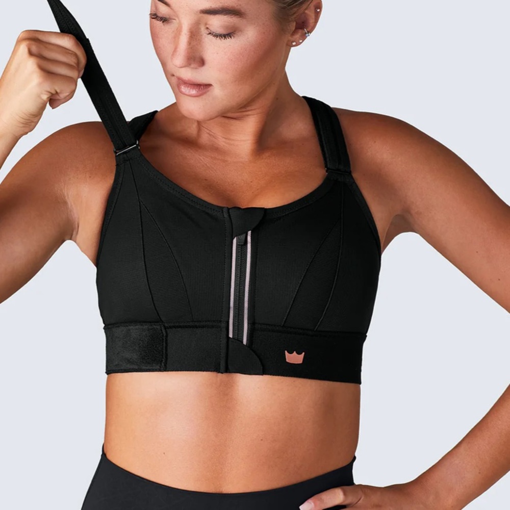 SHEFIT Ultimate Size Luxe Black High-Impact Padded Adjustable‎ Sports Bra w/Bag